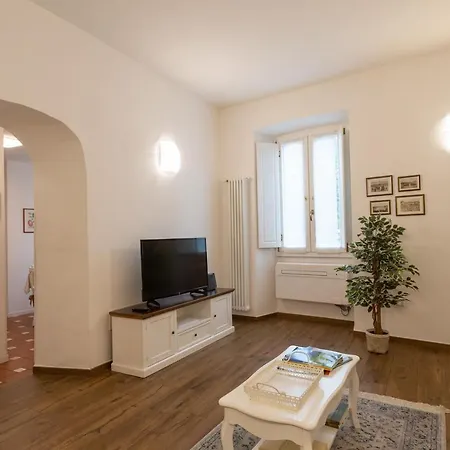 Mercatale Apartment *